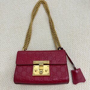 Gucci Padlock Medium Shoulder Bag in Red Guccissima Leather